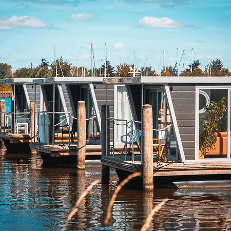 Of The Houseboat - Zen