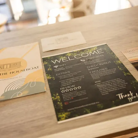 Of The Houseboat - Zen Πλωτό κατάλυμα