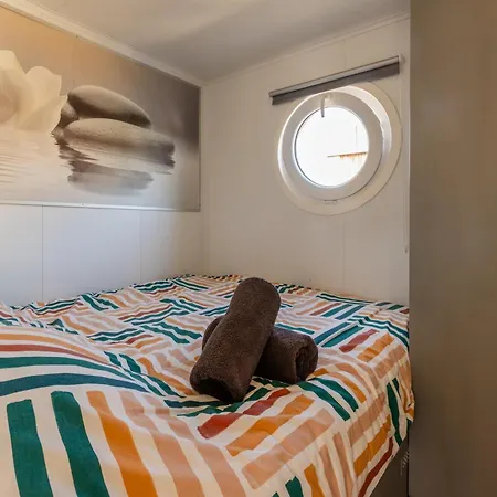 Πλωτό κατάλυμα Of The Houseboat - Zen *