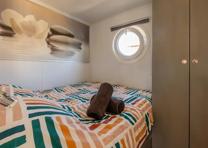 Hotel en barco Of The Houseboat - Zen *